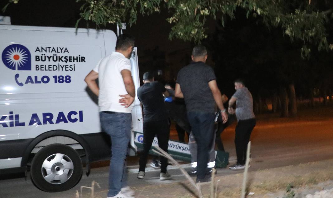 Tartıştığı oğlunu bıçaklayarak öldürdü 2