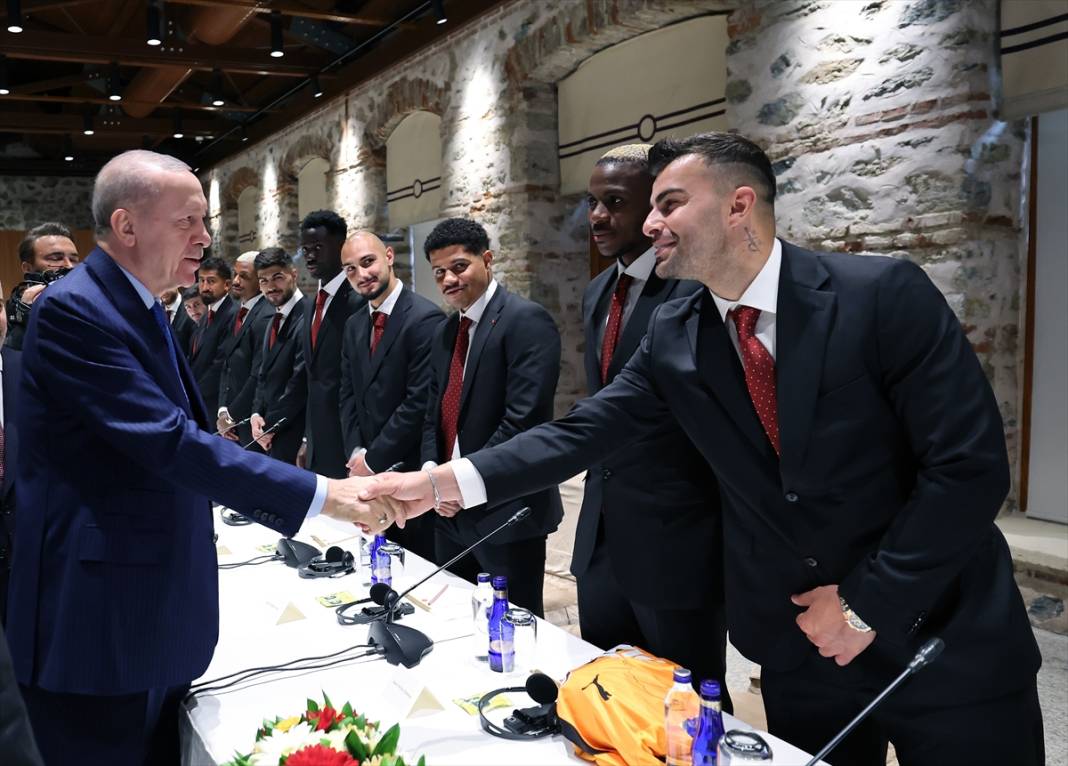 Cumhurbaşkanı Erdoğan, Şampiyon Galatasaray'ı kabul etti 7
