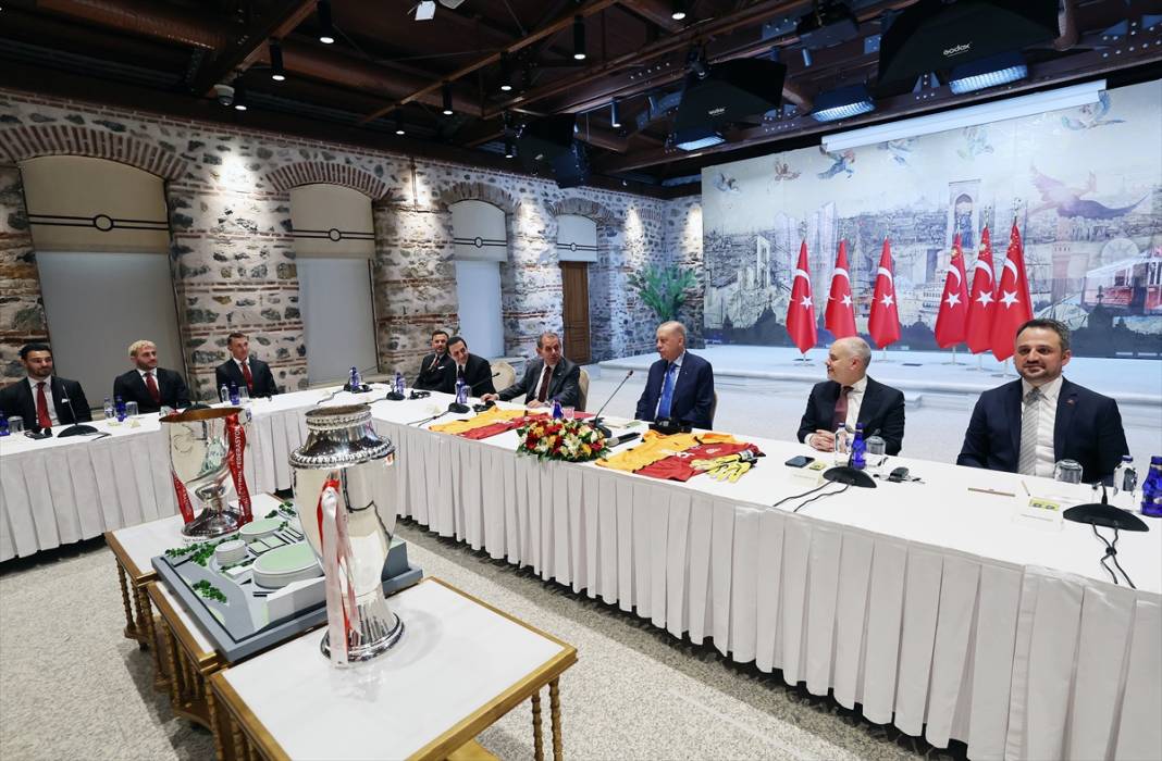 Cumhurbaşkanı Erdoğan, Şampiyon Galatasaray'ı kabul etti 9