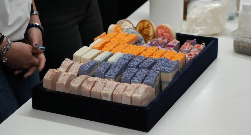 Lise öğrencileri  zararsız yüzü ile tanıştı... Tarımsal potansiyel hazır, yeter ki sanayisi kurulsun 1