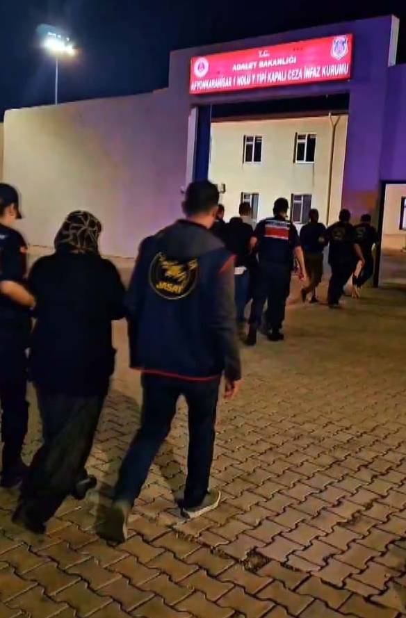 Kayıp değil cinayet çıktı! Eşarpla boğuldu, detaylar kan dondurdu 3