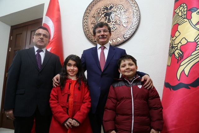 Dışişleri Bakanı Davutoğlu ve Bakan Elvan, Konya'da 10