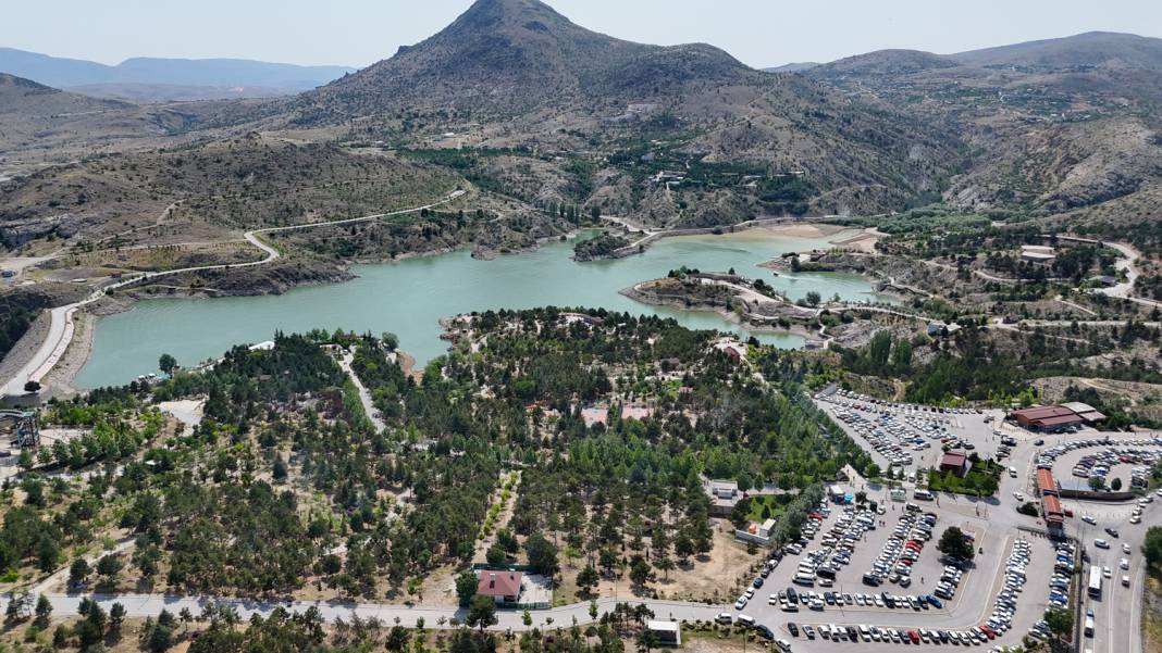 Konya'daki bu mekanlar ziyaretçi akınına uğradı! 6