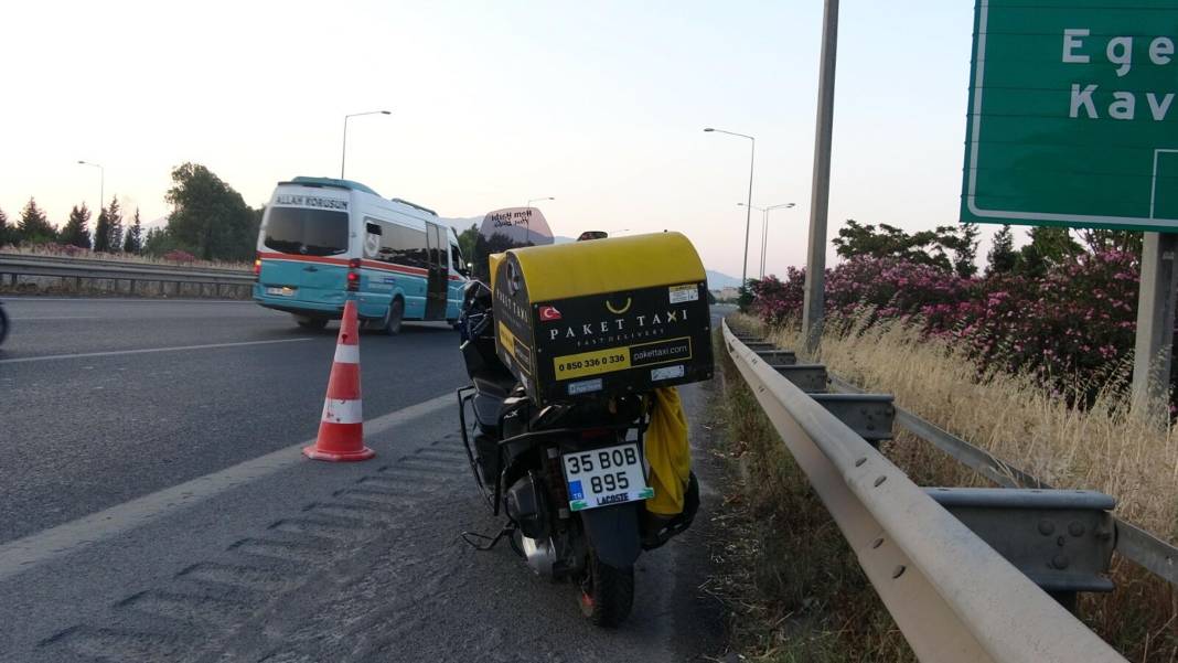 Bariyere çarpan motosikletin sürücüsü motokurye öldü 2