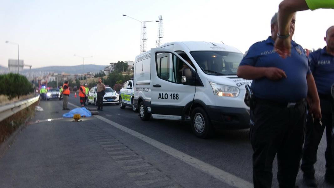 Bariyere çarpan motosikletin sürücüsü motokurye öldü 8