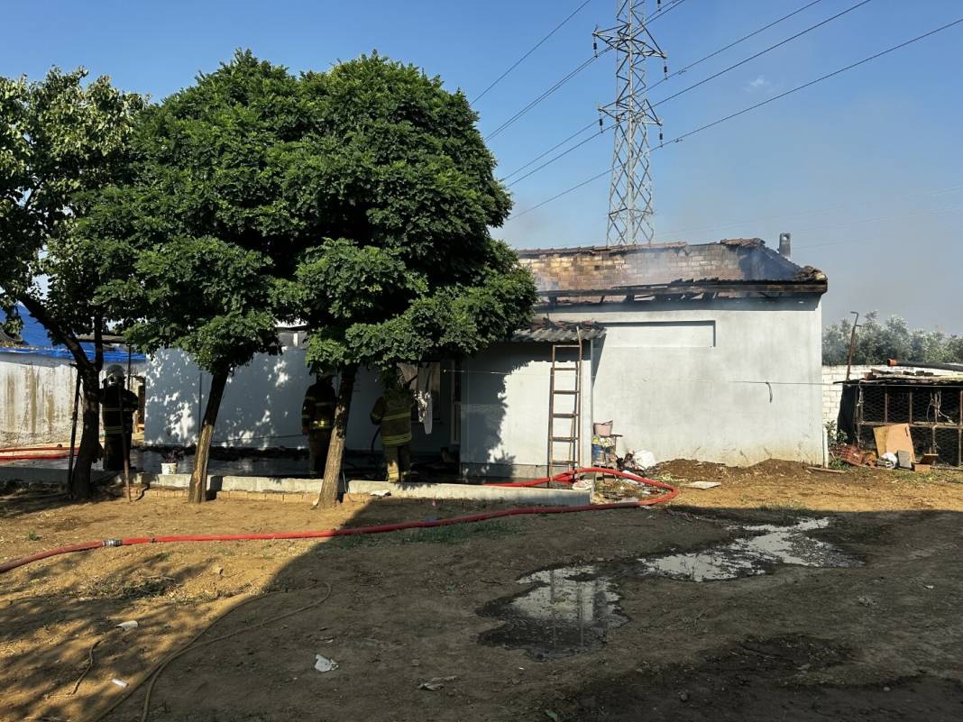 Müştemilatta çıkan yangında yaralanan bebek hastanede yaşamını yitirdi 4