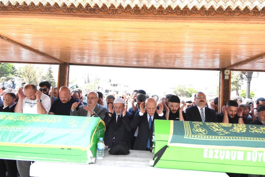 Yardımsever iş insanı dualarla uğurlandı 1