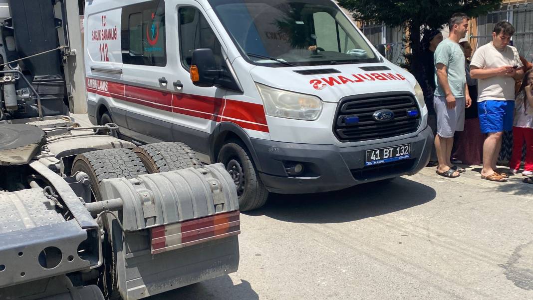 2 grup arasında bıçaklı kavga... Kardeşler yaralandı 1