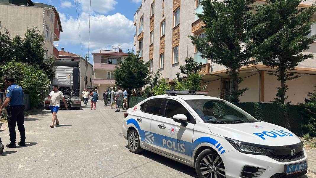 2 grup arasında bıçaklı kavga... Kardeşler yaralandı 3