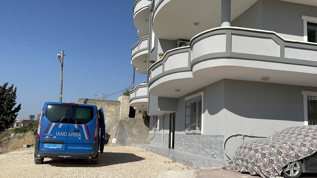 12 yaşındaki kızını öldürdü, eşini ağır yaraladı 4