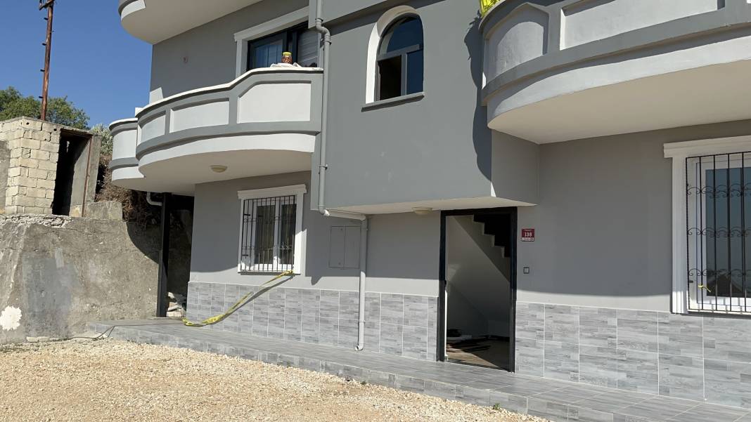 12 yaşındaki kızını öldürdü, eşini ağır yaraladı 5