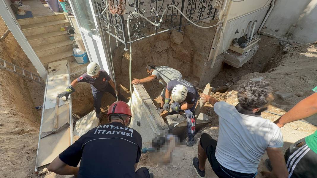 Çöken balkonun altında kalan işçi öldü 5