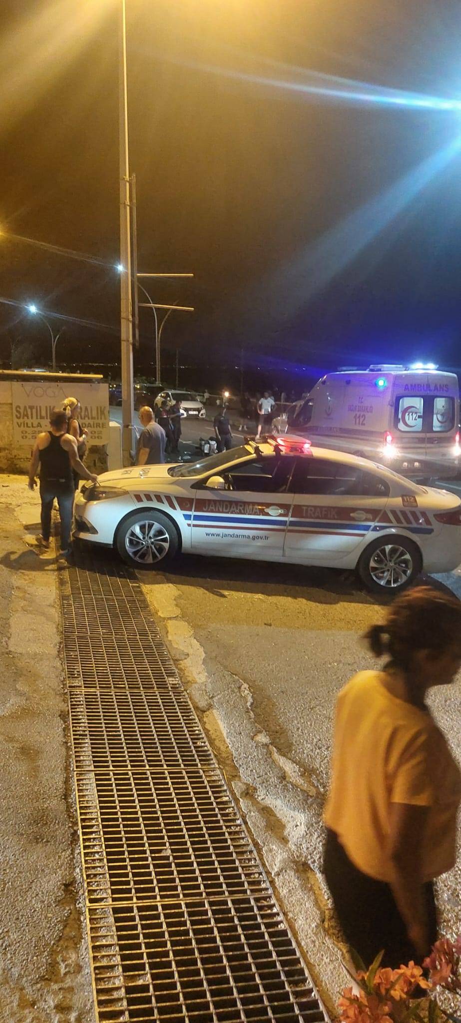 Aynı istikamete giden iki motosiklet çarpıştı: 2 ölü 2