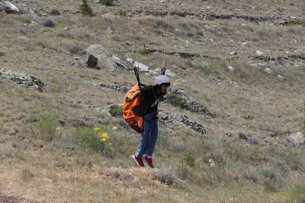 Konya'nın uçan çocuğu... 3 yaşında başladı 8