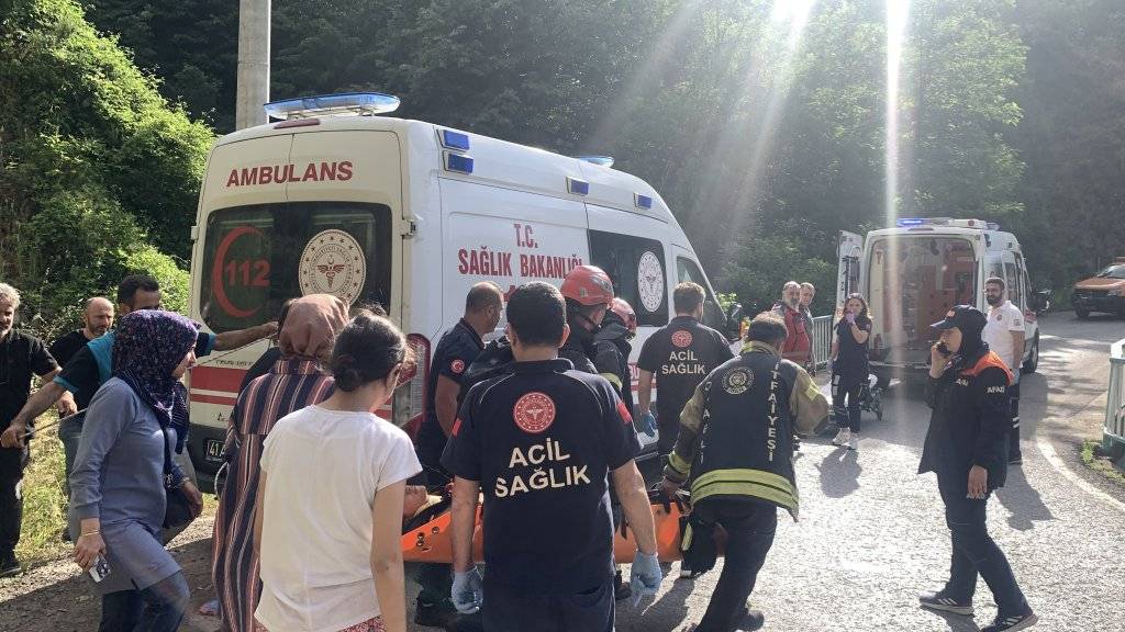 Dereye düşen çocuğunu kurtarmak isteyen anne öldü 2