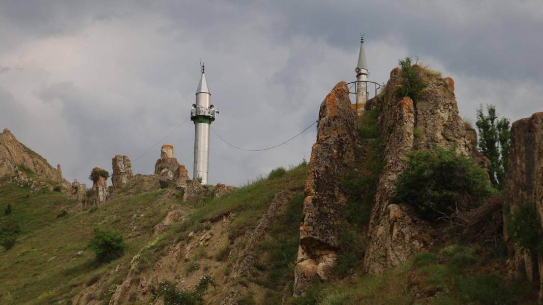 Minareyi bulan camiyi bulamıyor 3