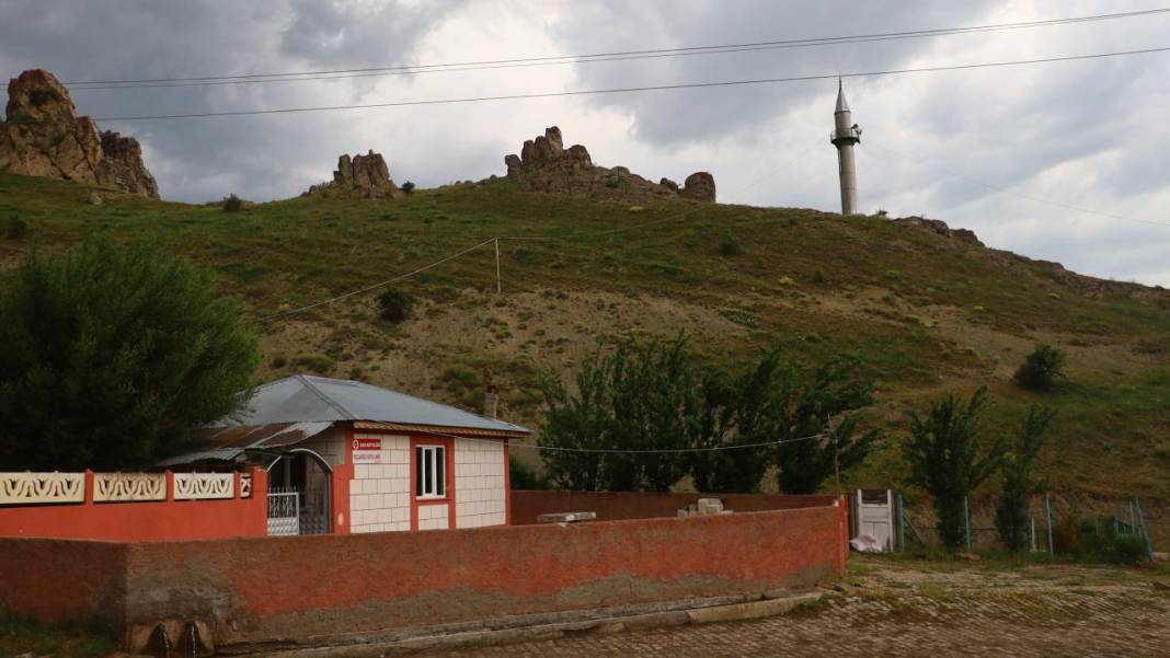 Minareyi bulan camiyi bulamıyor 4