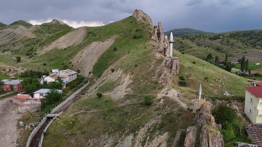 Minareyi bulan camiyi bulamıyor 5