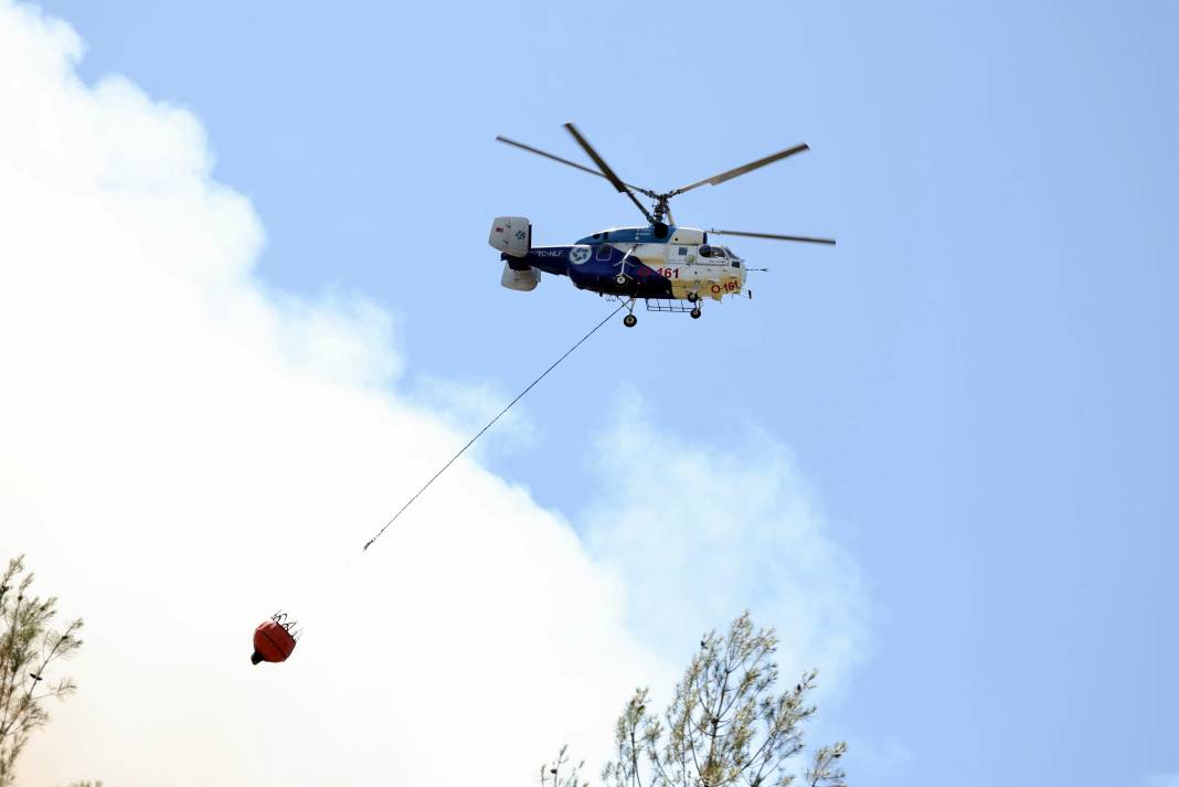 Sakarya'da büyük yangın... 700 personel, 200 araç ve 11 helikopter iş başında 1