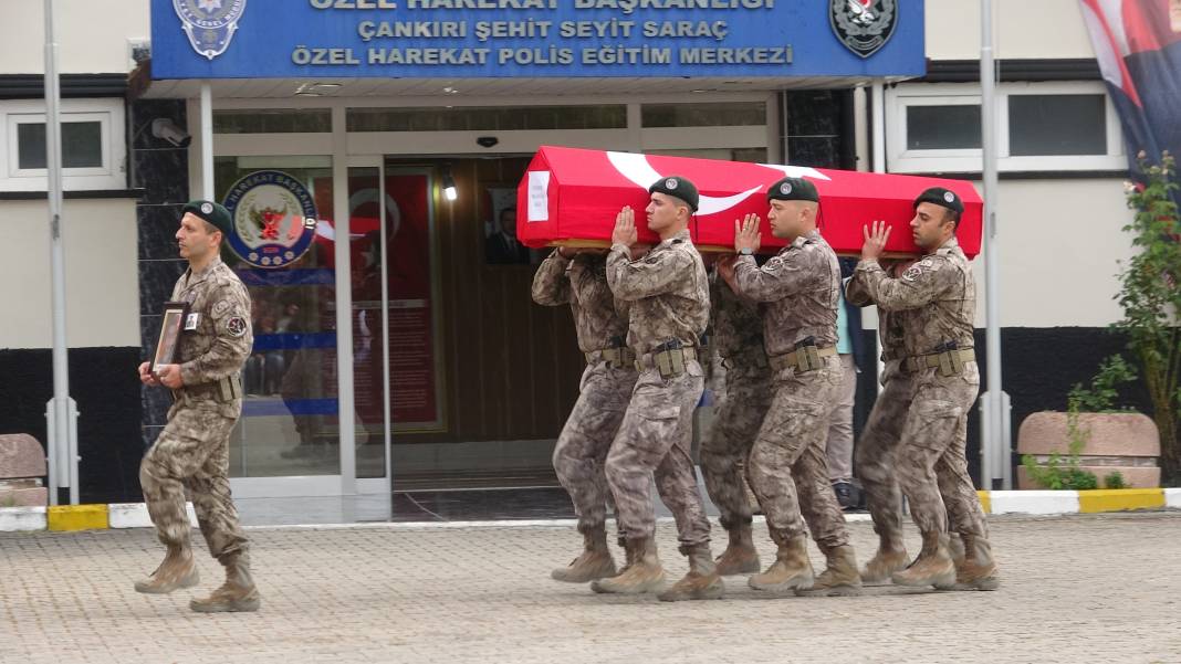 Konyalı polis özel harekat kursiyerine acı veda 4