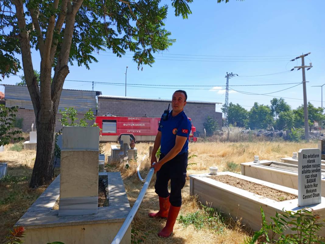 Yangın yürekleri sızlattı! Mezarlar alev alev yandı 10