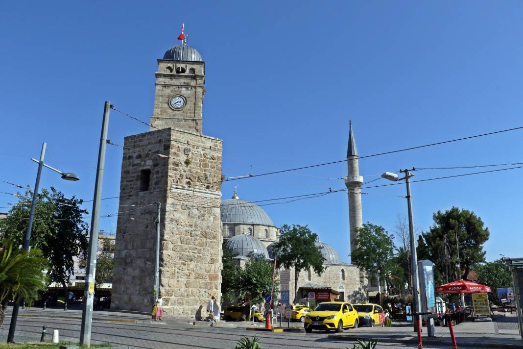 Nüfusu gündüz 82, gece 10 bin 11