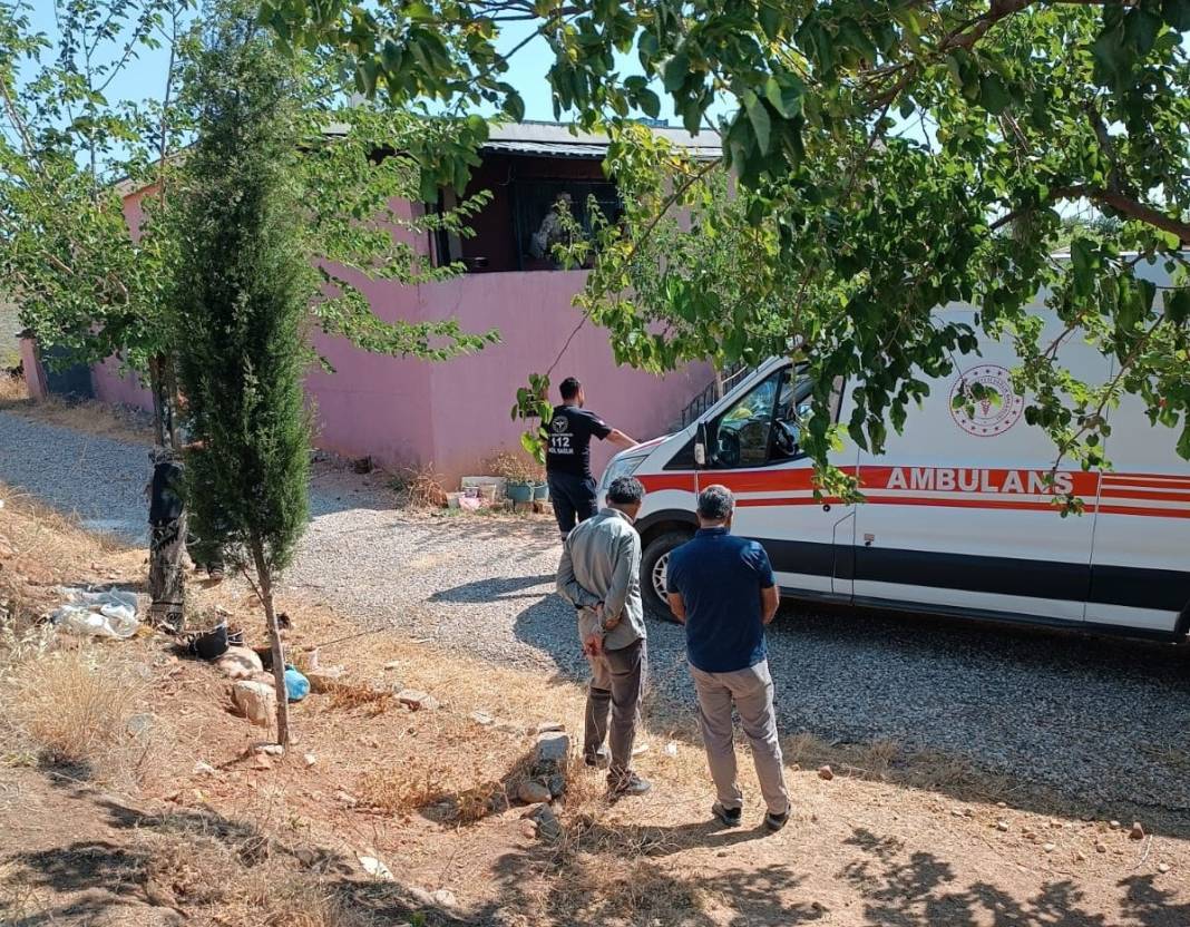 Feci cinayet! Eşini öldürdü 2