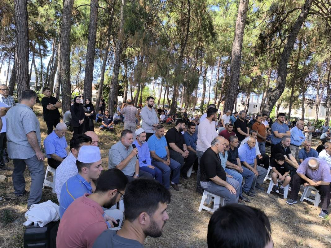 Doğum esnasında genç kadın vefat etti, evladı yaşama tutundu 1