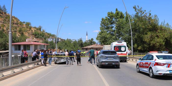 İki araç çarpıştı, bir çocuk hayatını kaybetti