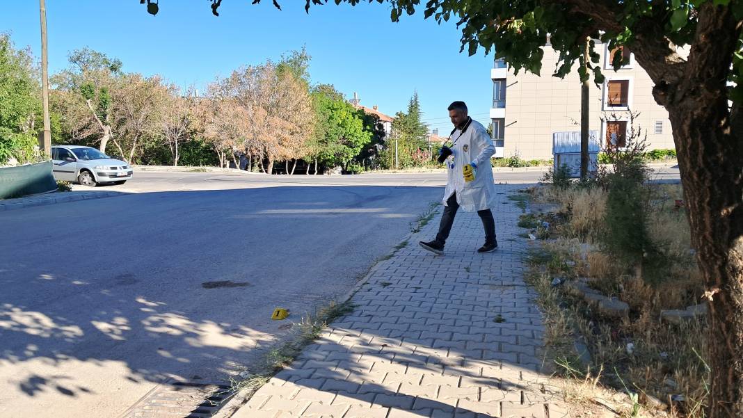 Nişana karşı çıkan kızın babasını tüfekle vurdu 5