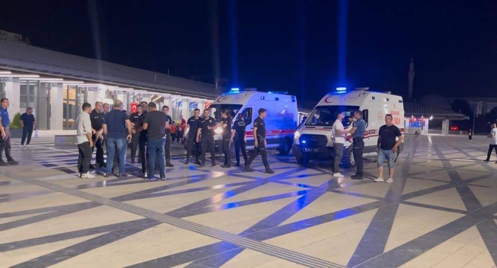 14 yaşındaki kız ortalığı savaş alanına çevirdi 2