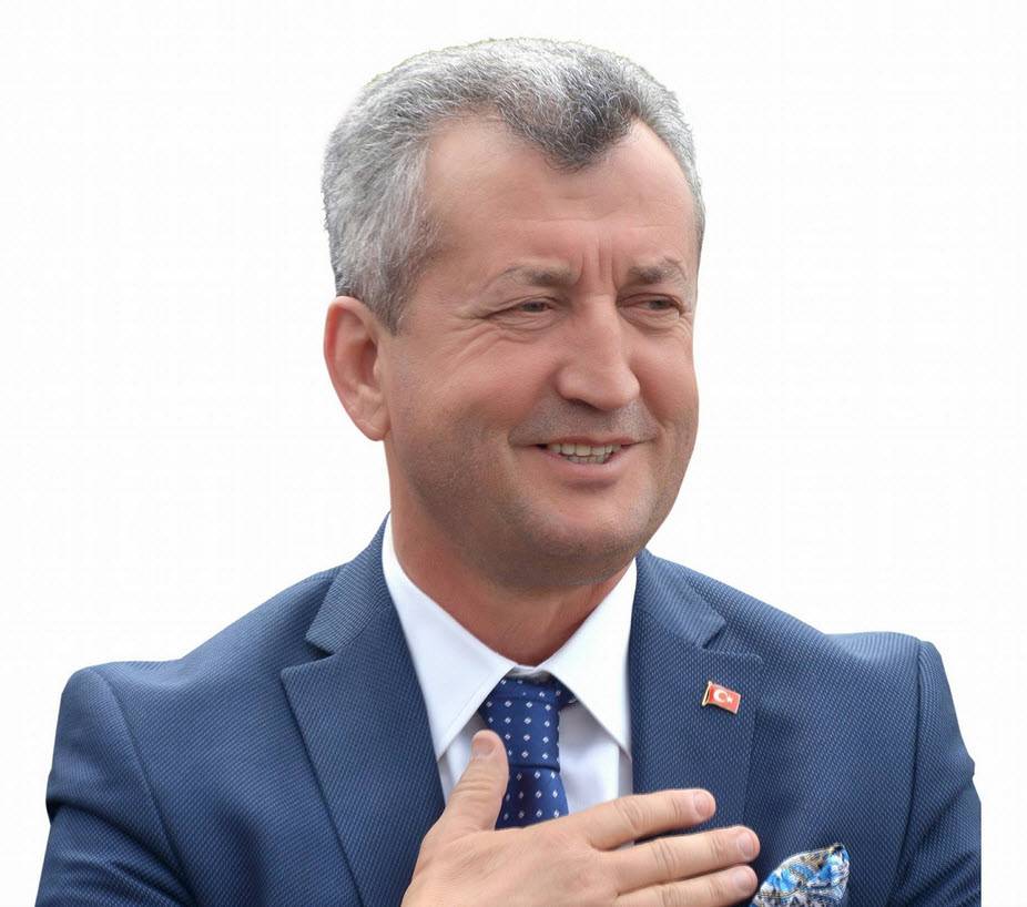 Denizde kalp krizi geçirdi... Eski belediye başkanı hayatını kaybetti 3