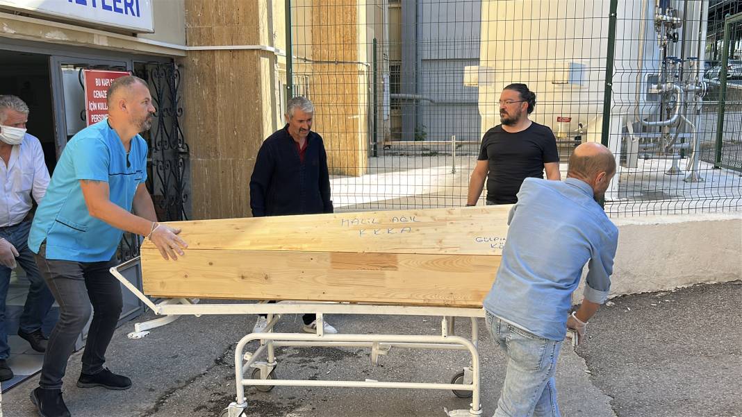 Kenenin ısırdığı 2 çocuk babası hayatını kaybetti 4