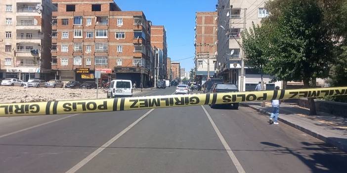 Aile içi şiddet ihbarına giden polislere ateş açıldı; 3 yaralı