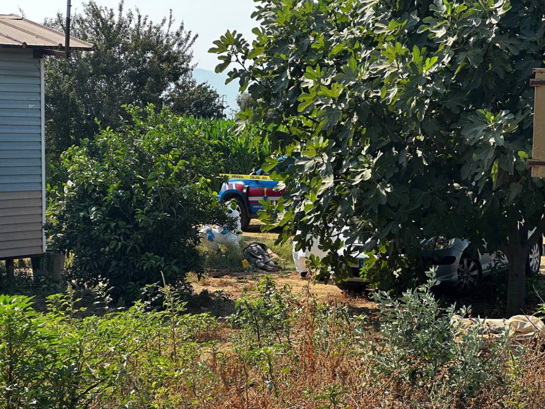 Babasını baltayla yaralayıp, tarım ilacı içerek yaşamına son verdi 5