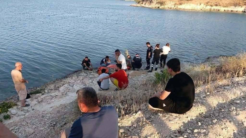 Serinlemek için girdiği nehirde boğuldu 1