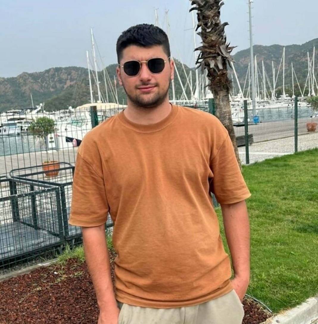 Motosikletli kurye kazada yaşamını yitirdi 5