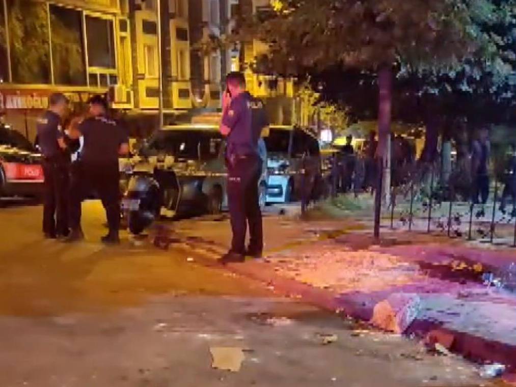 Sokakta uğradığı bıçaklı saldırıda hayatını kaybetti 1