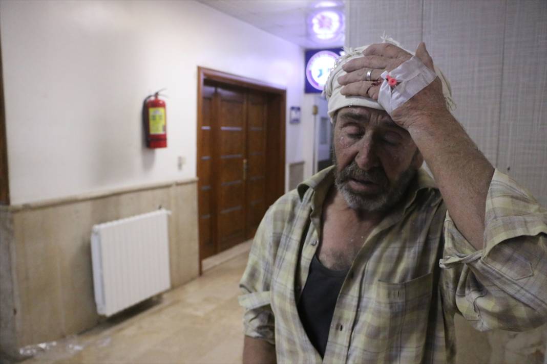 Suriye'nin İdlib ilinde silah deposunda patlama! Çok sayıda ölü ve yaralılar var 1