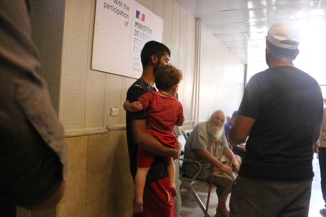 Suriye'nin İdlib ilinde silah deposunda patlama! Çok sayıda ölü ve yaralılar var 3