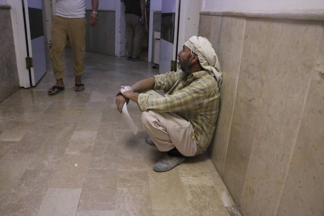 Suriye'nin İdlib ilinde silah deposunda patlama! Çok sayıda ölü ve yaralılar var 8