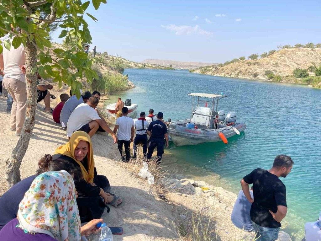 Serinlemek için Fırat Nehri’ne giren 16 yaşındaki çocuk boğuldu 2