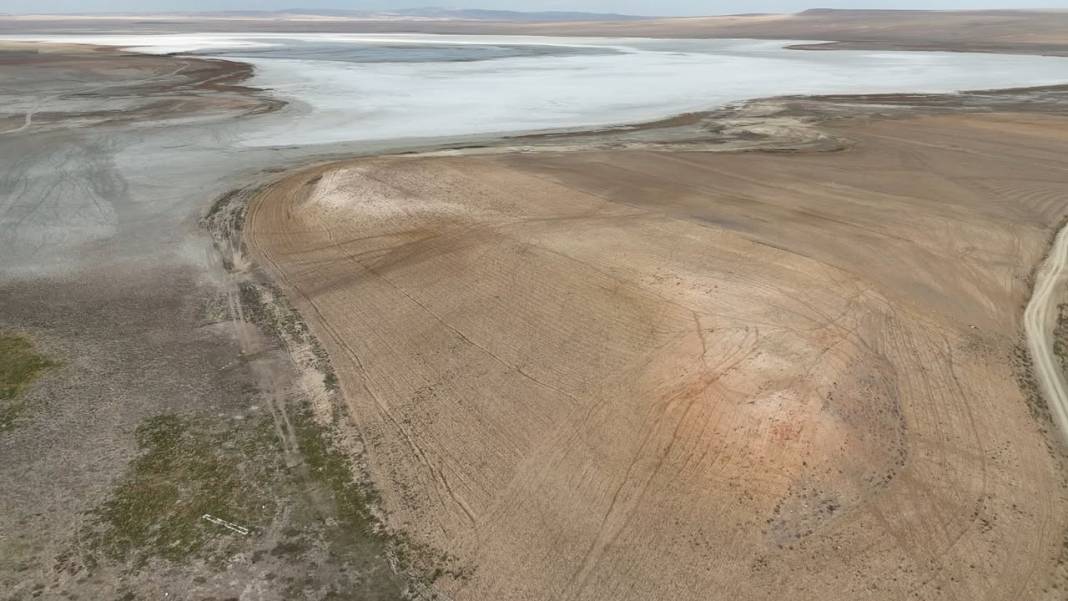 Konya'da kuraklıktan göller bir bir kuruyor 2