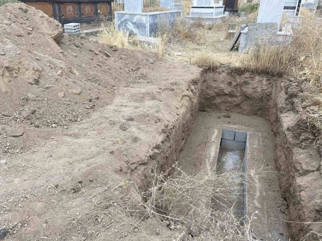 Babası tarla sürerken traktörden düşen çocuk hayatını kaybetti 4