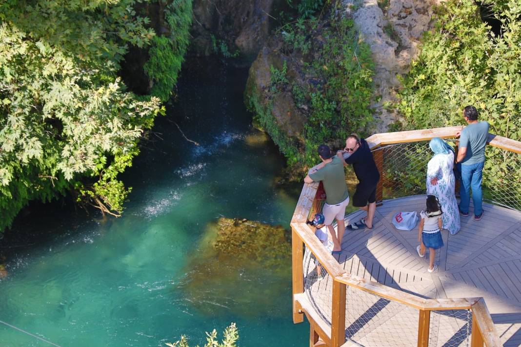 Kavurucu sıcaklardan bunalan Konyalıların vazgeçilmez mekanı 4