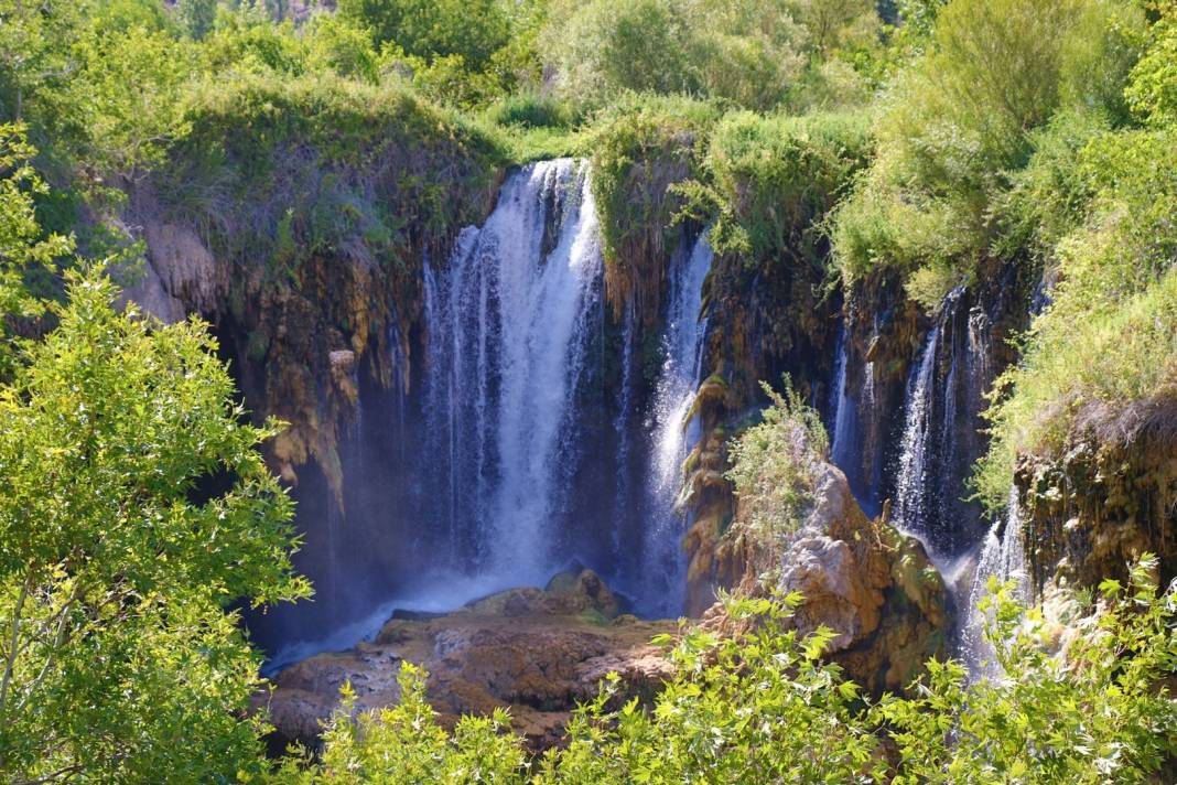Kavurucu sıcaklardan bunalan Konyalıların vazgeçilmez mekanı 6