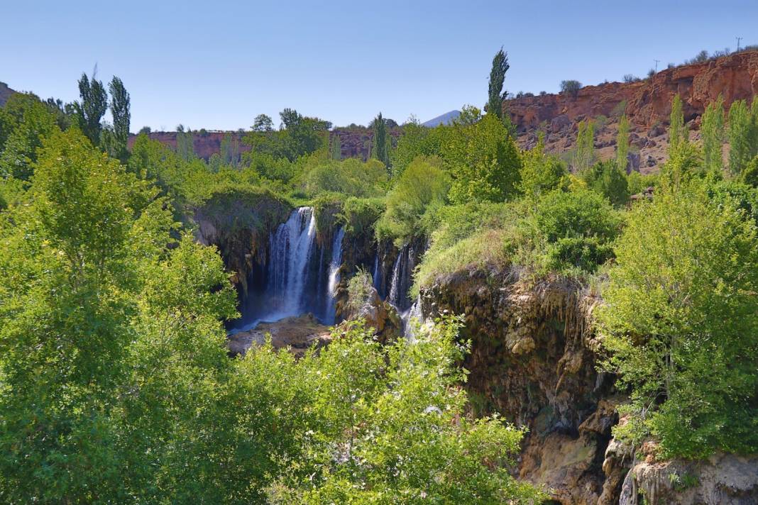 Kavurucu sıcaklardan bunalan Konyalıların vazgeçilmez mekanı 7