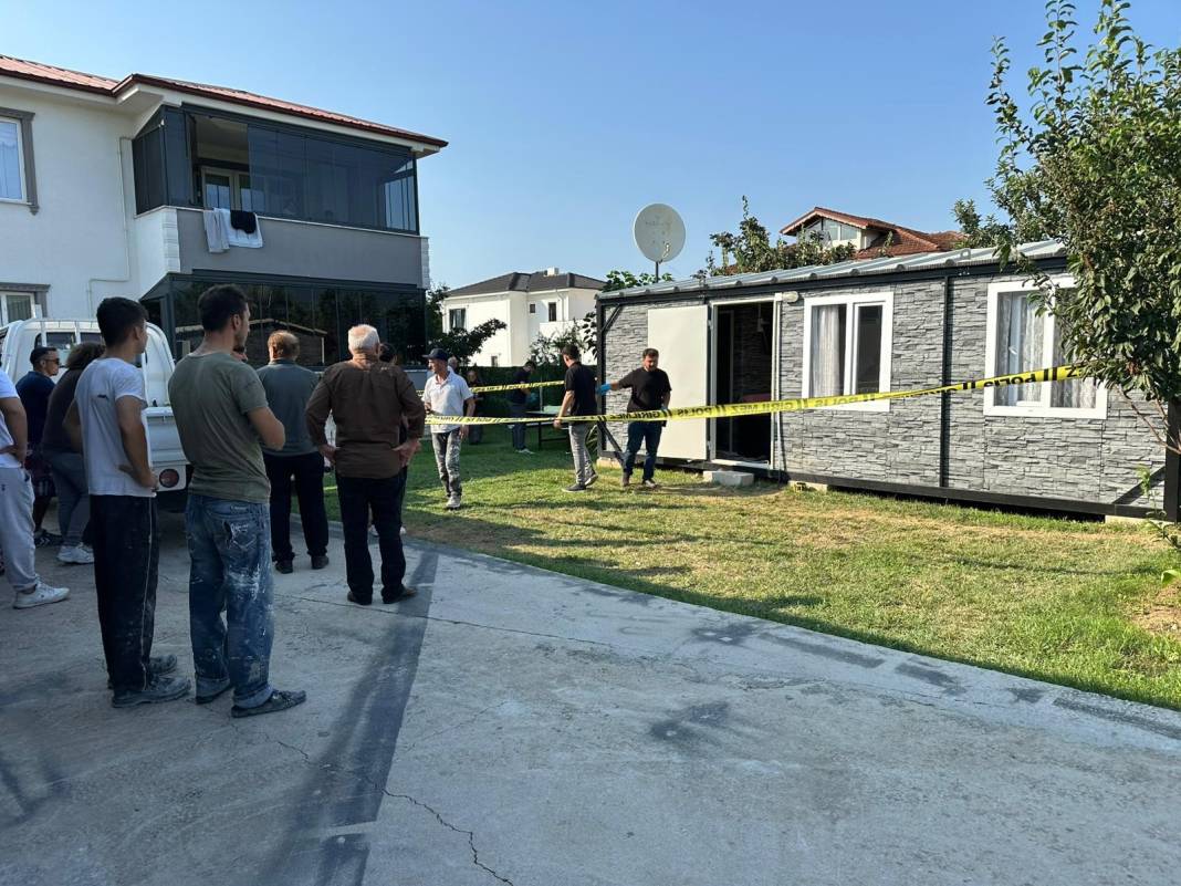 Evde başından silahla vurulmuş halde bulunan adam hayatını kaybetti 2