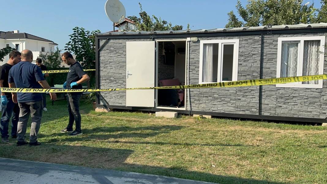 Evde başından silahla vurulmuş halde bulunan adam hayatını kaybetti 3