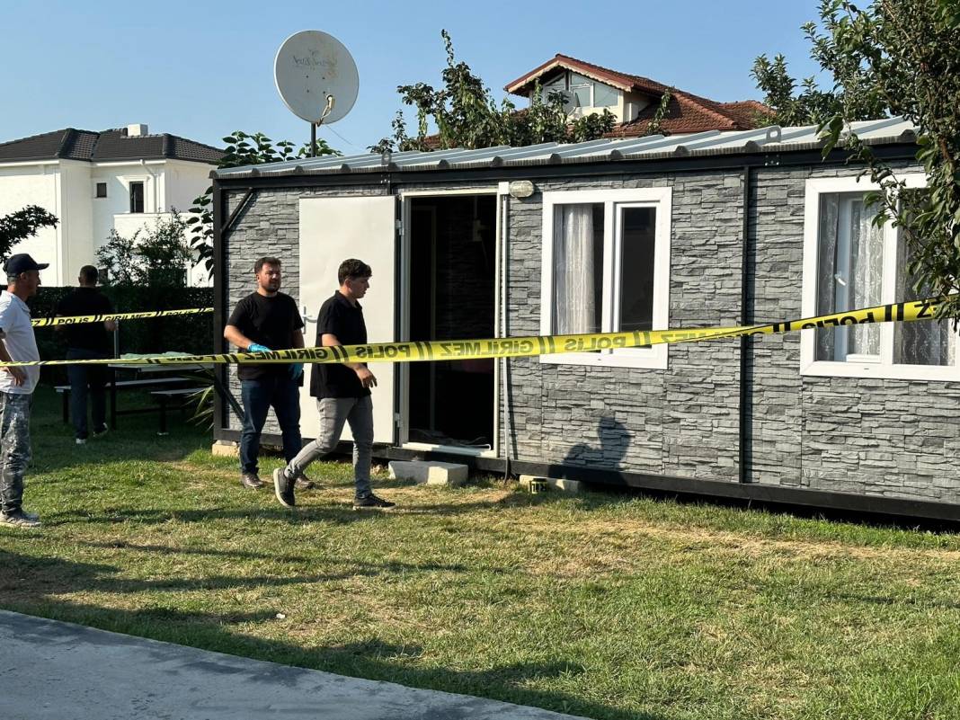 Evde başından silahla vurulmuş halde bulunan adam hayatını kaybetti 5